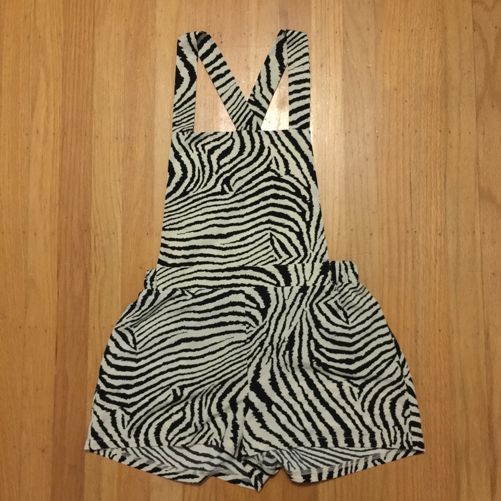 Forever 21 light weight Zebra Prints Romper Shorts